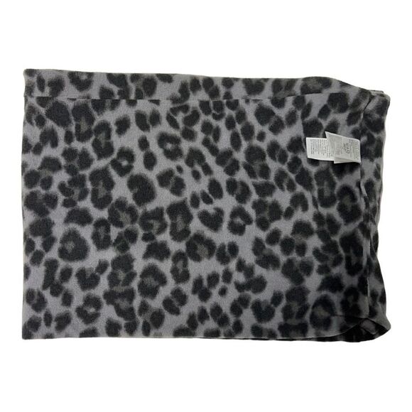 Old Navy Scarf Infinity Grey Black Leopard Print - Picture 4 of 8